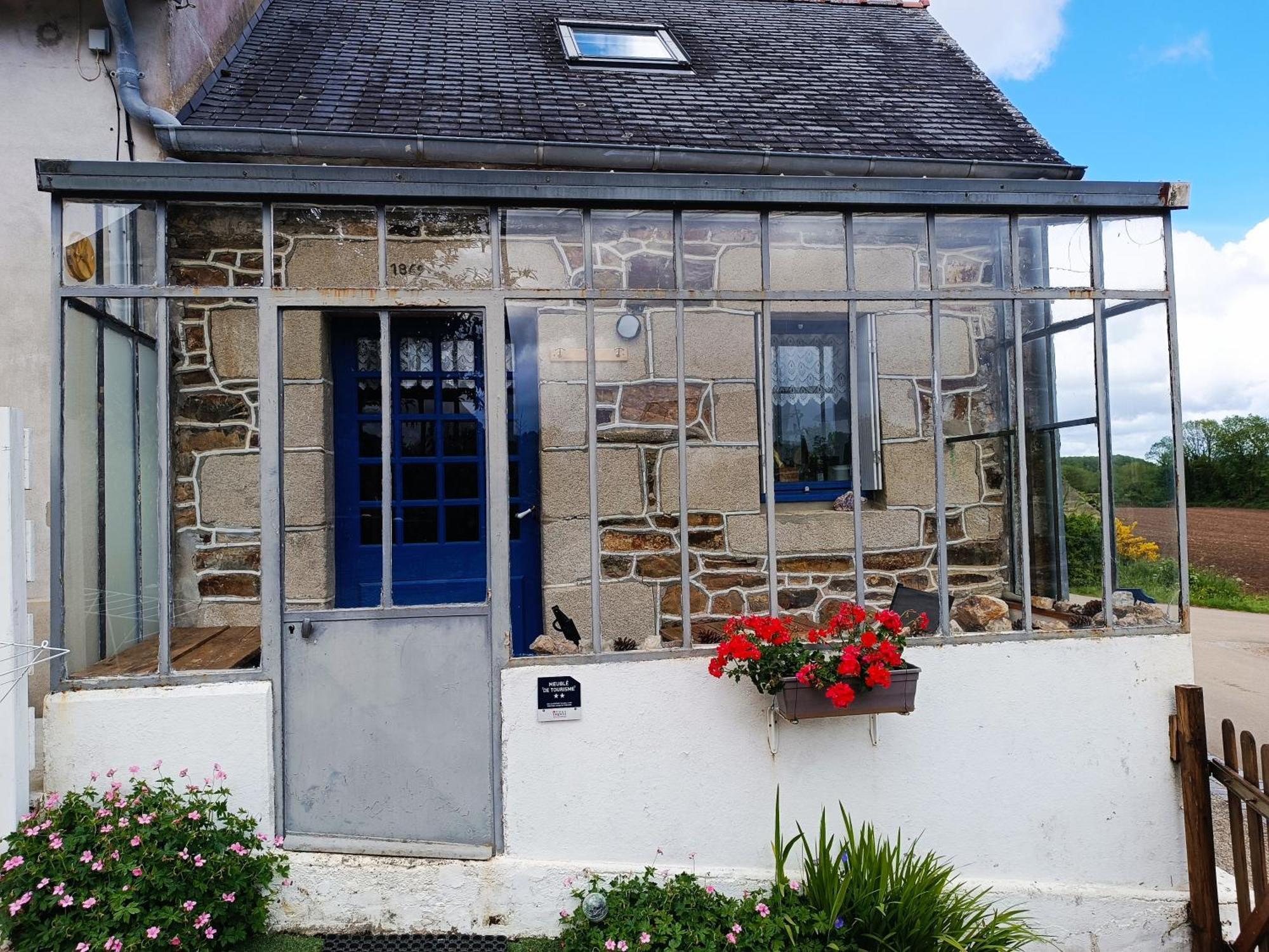 Petit Gite Cocoon Ty Bihan Ar Feunteun Scrignac Exteriör bild